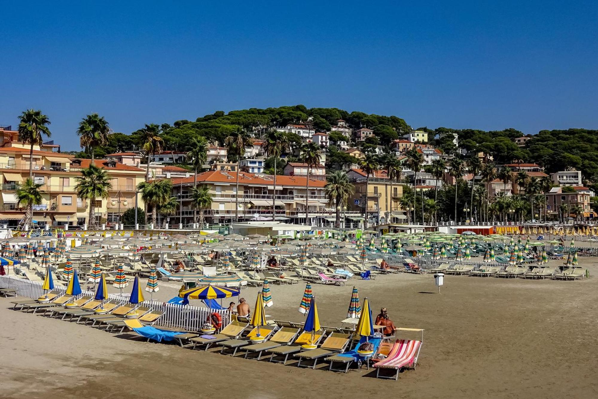 Beachy Vibes- 900M From The Beach - Happy Rentals Marina dʼMarina dʼAndora Zewnętrze zdjęcie